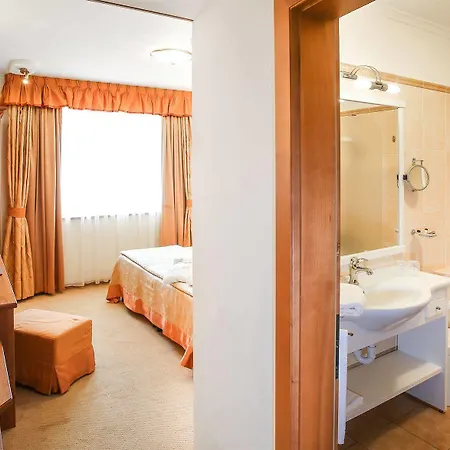 Sartori's Hotel